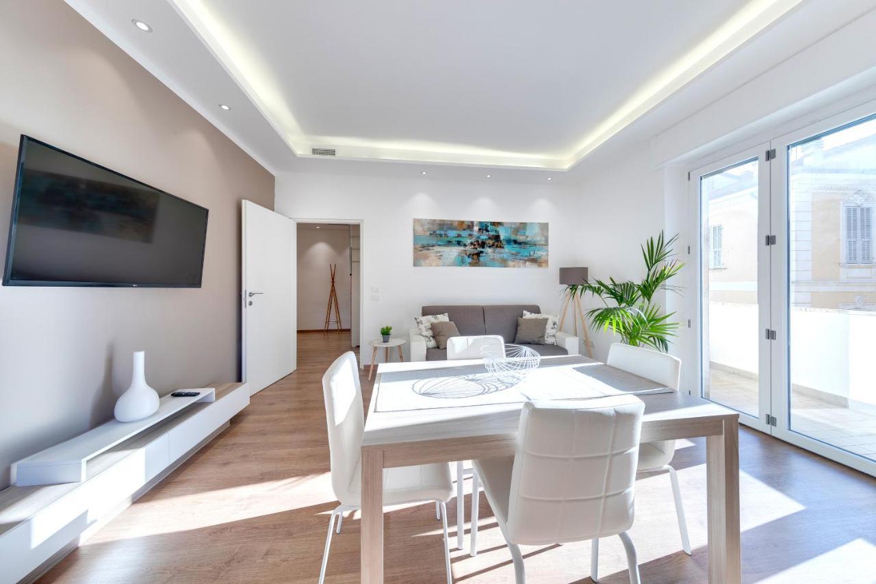 Ariston - Ciclabile Appartamento In Centro Al Mare Con Balcone Sanremo Eksteriør billede