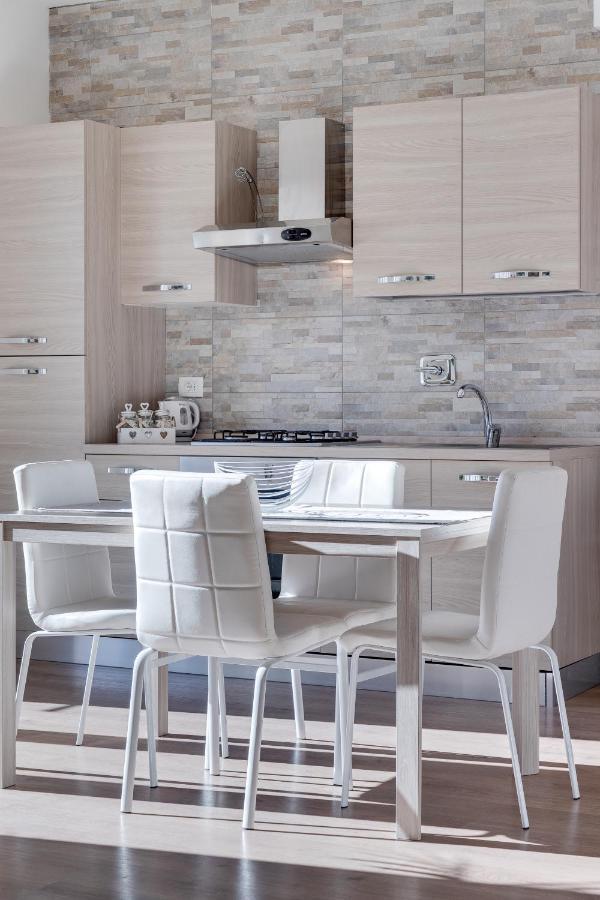 Ariston - Ciclabile Appartamento In Centro Al Mare Con Balcone Sanremo Eksteriør billede